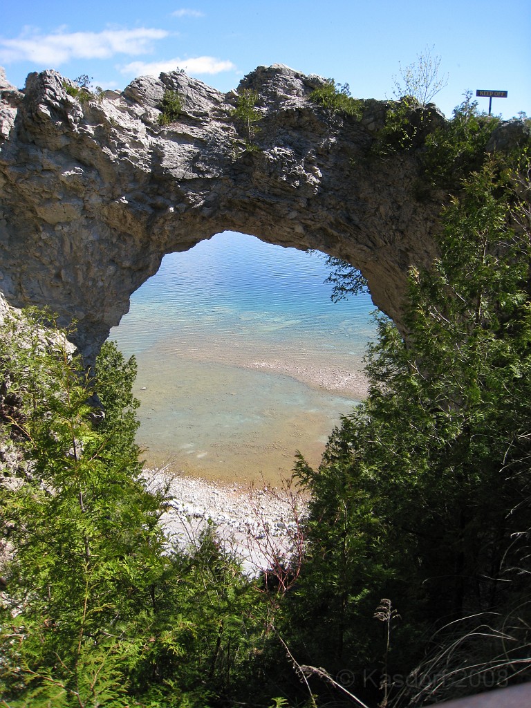 Mackinaw Island Area May 2008 0355.jpg - Not that I could not take my own pictures of it though. But the post card had the nice caption on the back.